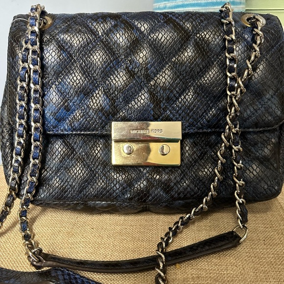 Blue/black python print handbag - Picture 8 of 9
